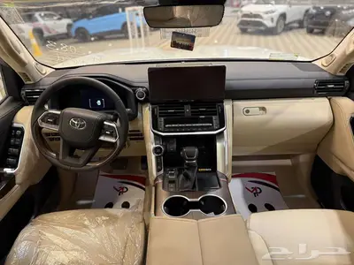 تويوتا لاندكروزر GXR-S سعودي 2025 قوي ومرونة على جميع الطرق 3