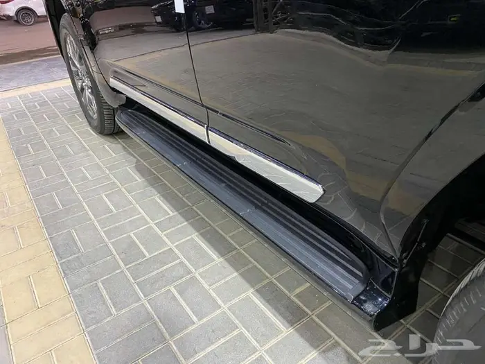 تويوتا جي اكس ار 2025 اسود L4 بنزين سعودي ماشيه 5200كم 10
