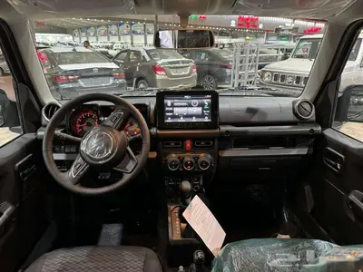 سوزوكي جمني GLX فل كامل 2025 كاش و تقسيط 5