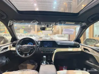 تويوتا كامري LE هايبرد 2025 سعودي 8