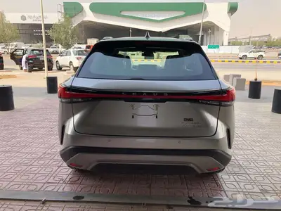 لكزس RX350 BB 2025 تيتانيوم داخلي بني -ابيض داخلي بني سعودي 12