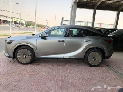 لكزس RX350 BB 2025 تيتانيوم داخلي بني -ابيض داخلي بني سعودي 3