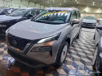 نيسان اكس تريل SV نص فل دبل 7 مقاعد 2025 14