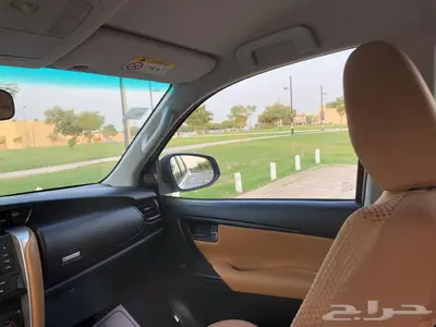 فورتشنر 2019 سعودي بدي وكاله دبل 4X4 بنزين 31