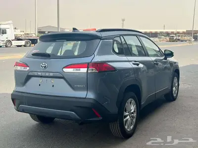 كورولا كروس2024 فتحه سقف نص الفل اصفار 4