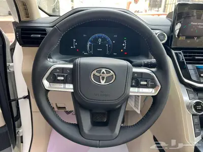 تويوتا لاندكروزر GXR L3 بنزين 2025 متاح اقساط و كاش 6