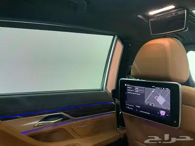 بي ام دبليو الفئة السابعة 730Li 2022 16