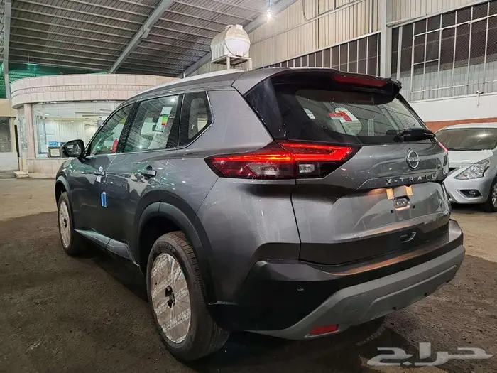 نيسان اكس تريل 2025 sv 13
