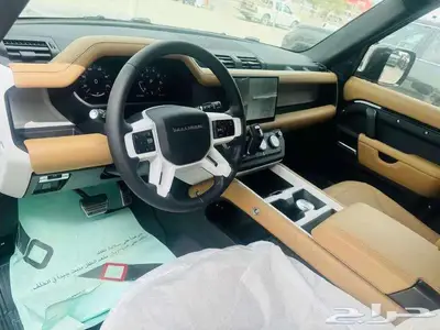 عرض خاص لاند روفر ديفندر HSE V6 فل 2025 6