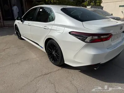 كامري 2023 هايبرد GLE-X نسخه اربعين عام 4