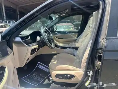 جيب جراند شروكي لمتيد موديل 2024 كاش اقساط 3