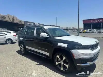 جيب جراند شروكي لمتيد موديل 2024 كاش اقساط 2