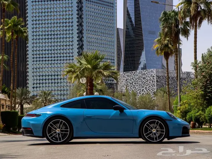 بورش 911 كاريرا 2025 ساماكو مميزات عالية 4