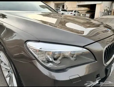 للبيع BMW 740 Li مخزن 2013 نظيف جدا ممشى 112 7