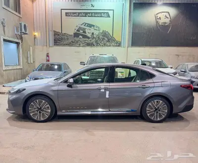 تويوتا كامري LE هايبرد 2025 سعودي 1