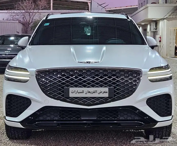 جينسيس GV70..2023 3
