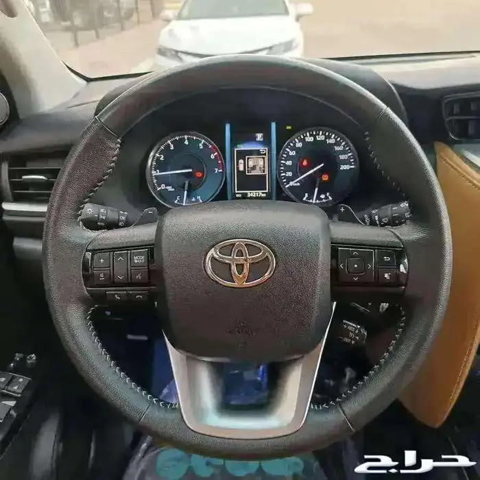 تويوتا فورشنر vx1 سته سلندر دبل 11
