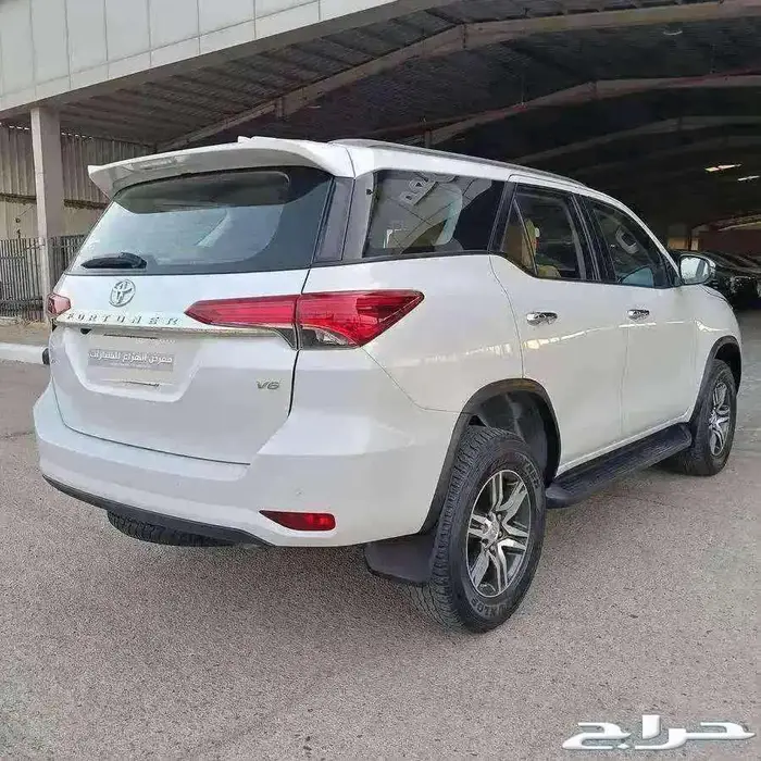 تويوتا فورشنر vx1 سته سلندر دبل 7