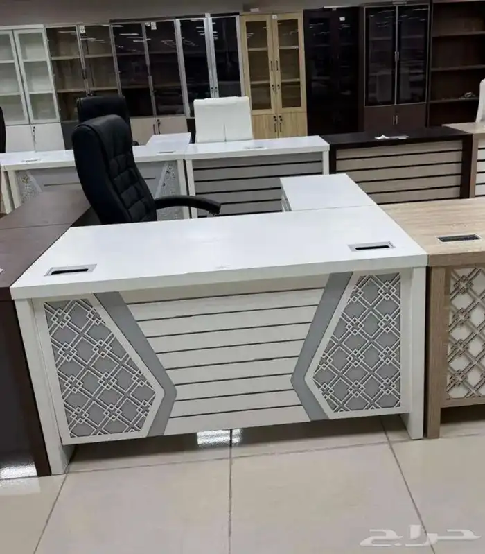 مكاتب هق ادارية متوفرة بتصاميم المتميزة و ب سعر الجملة 16