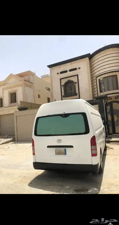 فان تايوتا هايس لتوصيل يوجد فيه ثلاجة تبريد 2