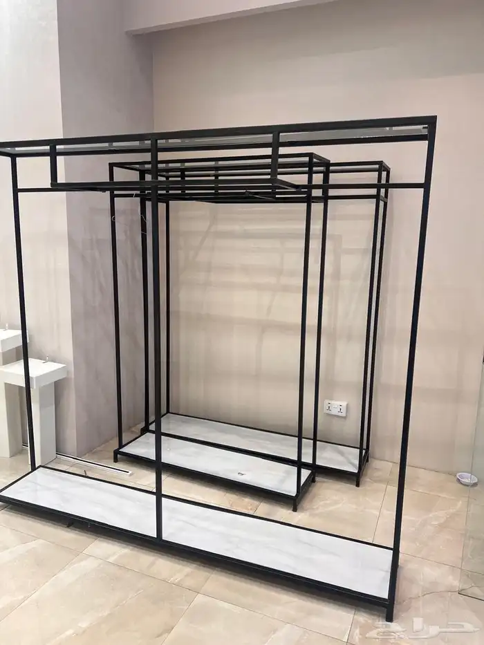 استندات عرض ملابس جلابيات وعبايات 1