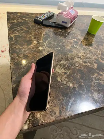 iPhone XS Max نظيف اللي له خاطر يجي لي خاص 4