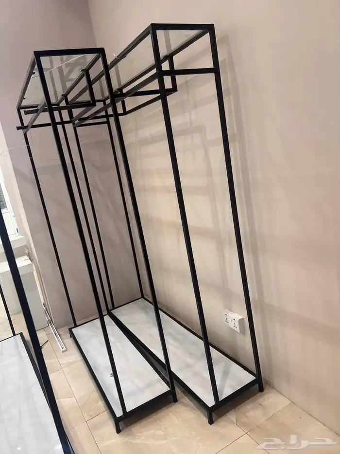 استندات عرض ملابس جلابيات وعبايات 2