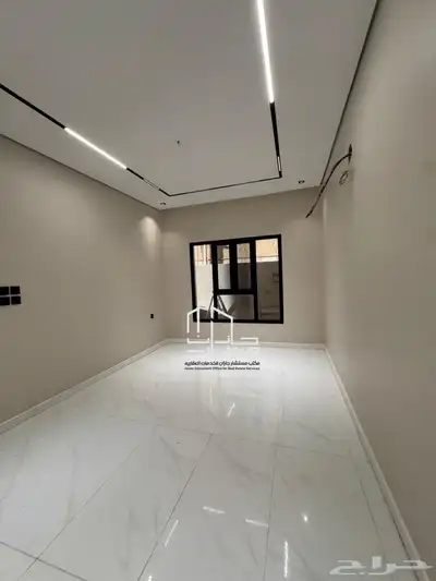 شقق فاخرة للبيع بحي السويس بموقع ممتاز 1