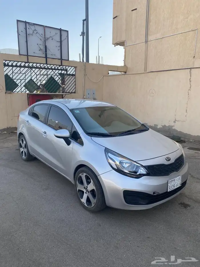 كيا ريو سيدان 2015 0