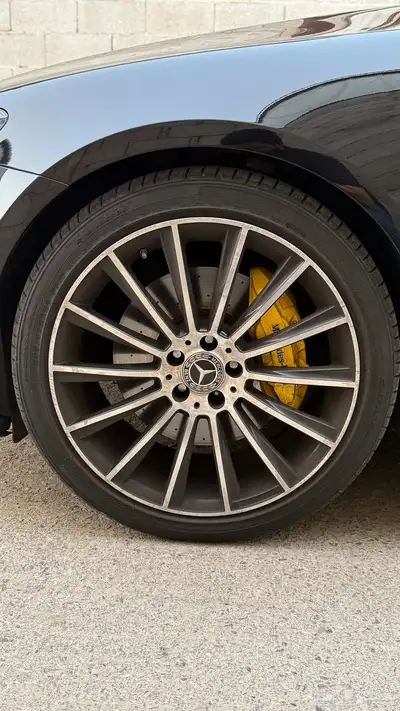 MERCEDES E-300 COUPE (AMG) 4