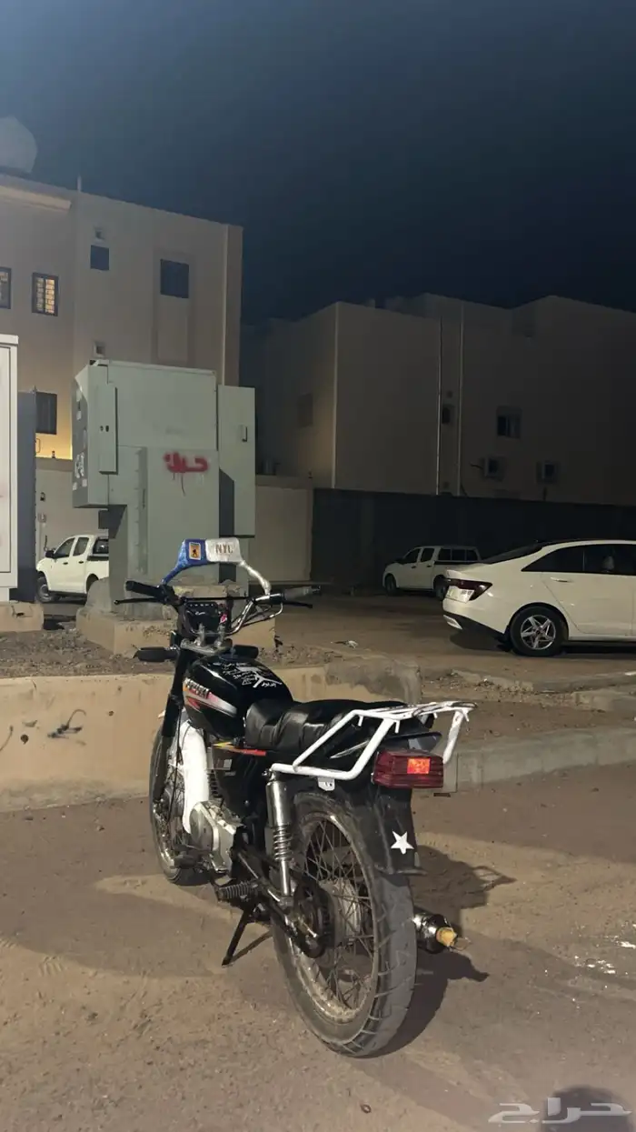 دباب للبيع سوزوكي اصلي بس غيرت العده فضي 1