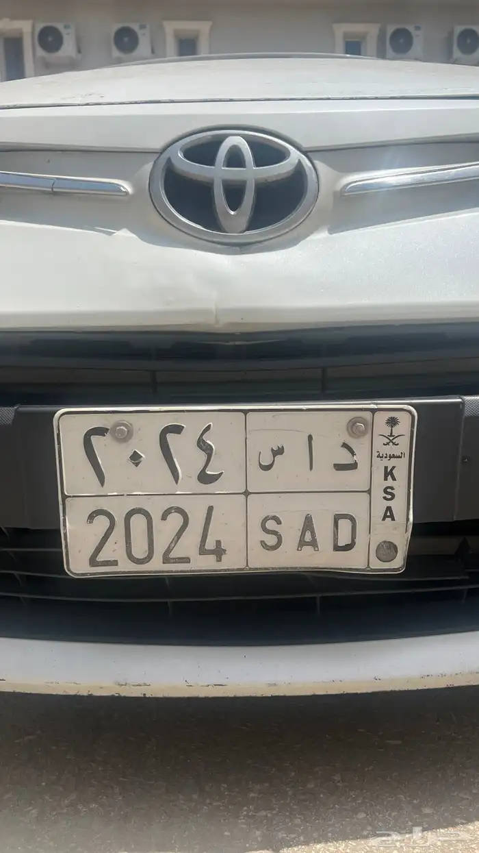 لوحة للبيع د ا س 2024 0