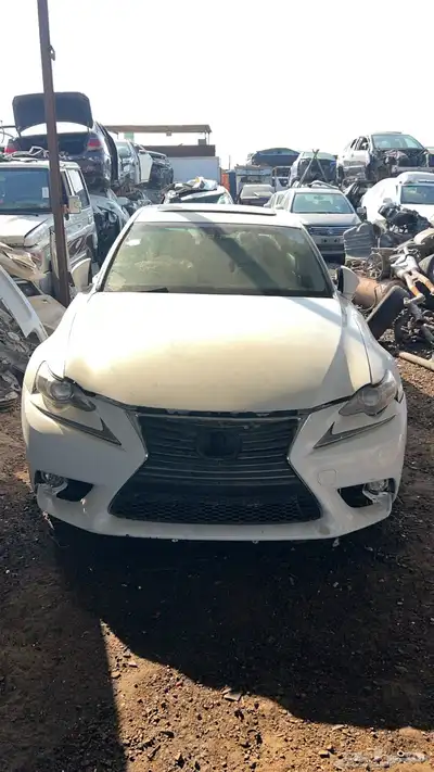 تشليح قطع غيار لكزس Rx350 2012 مصدوم 25