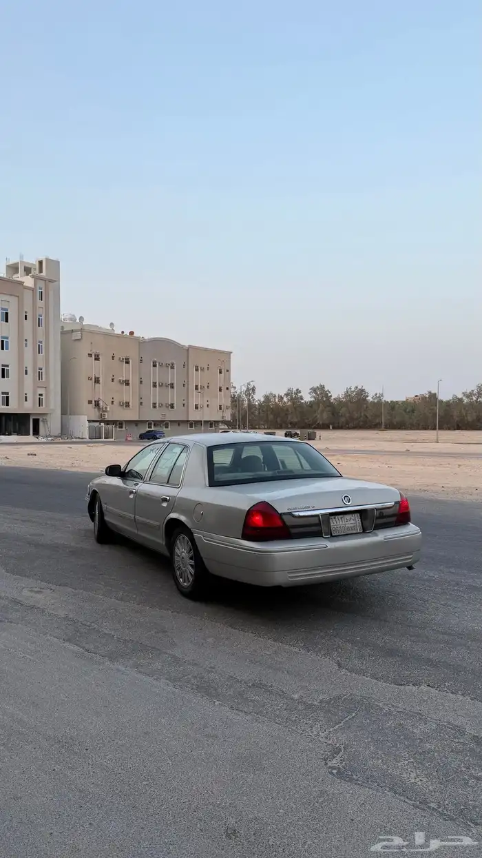 فورد   جراند ماركيز 2010 ممشى 220 كيلو 2