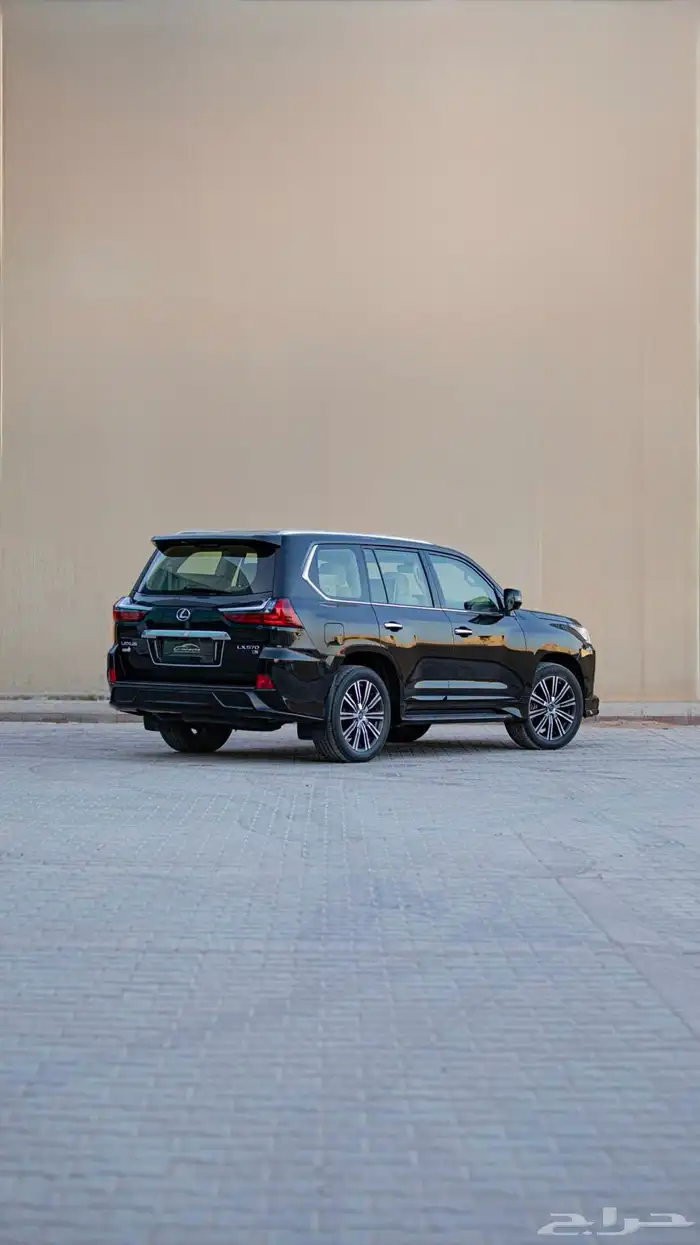 جيب لكزس (LX 570-S( 2021 1