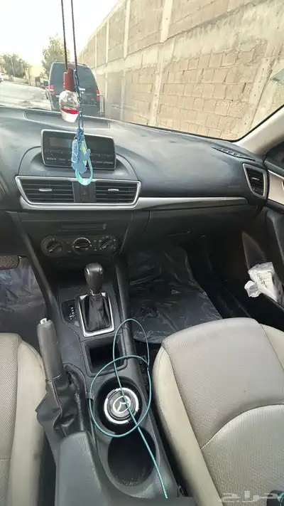 للبيع مازدا 3 10