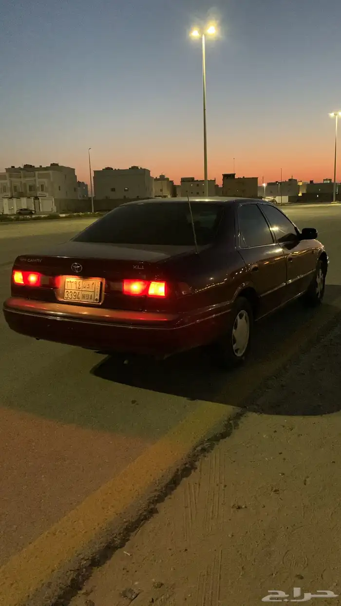 كامري موديل 98 مرشوش كامل اللون عنابي ممشى الموتر 400 4