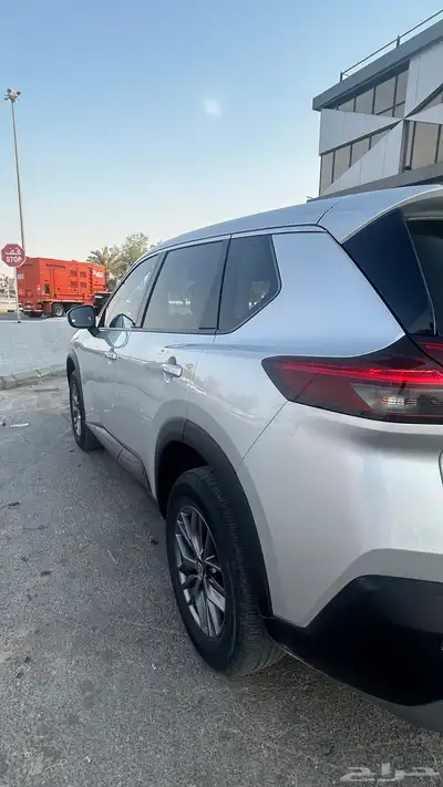 اكس تريل 2023 10