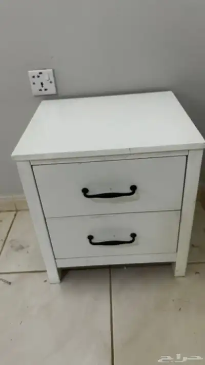 كومدينه لغرفة النوم 1