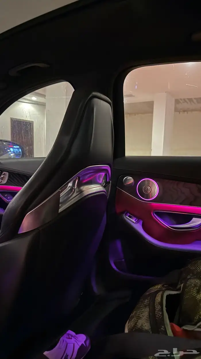 مرسيدس C300 2015 نظيف للمستخدم كت 63 amg مقاعد ريكارو سيت 9