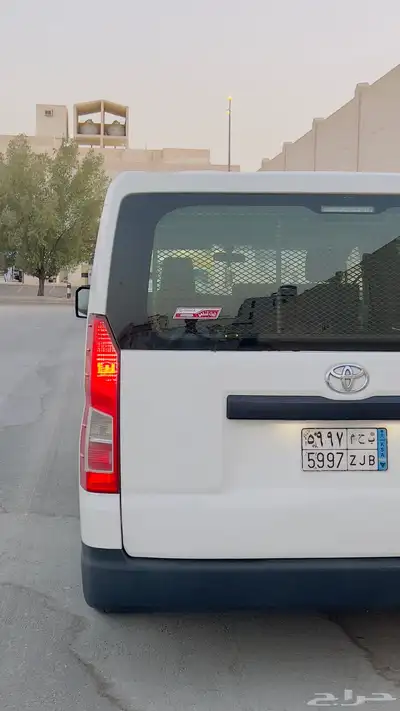 تويوتا باص بضاعه هايس ديزل 9