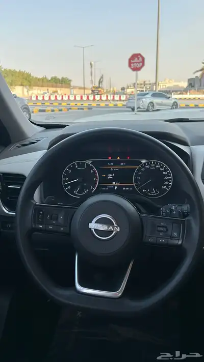 اكس تريل 2023 4