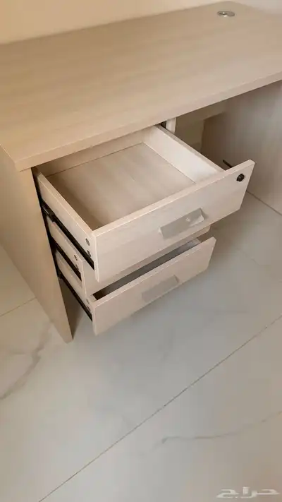 مكتب للبيع 5