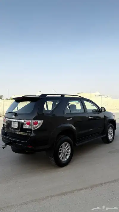 فورتشنر 2012 اسود 6 سرندل مالك اول 0