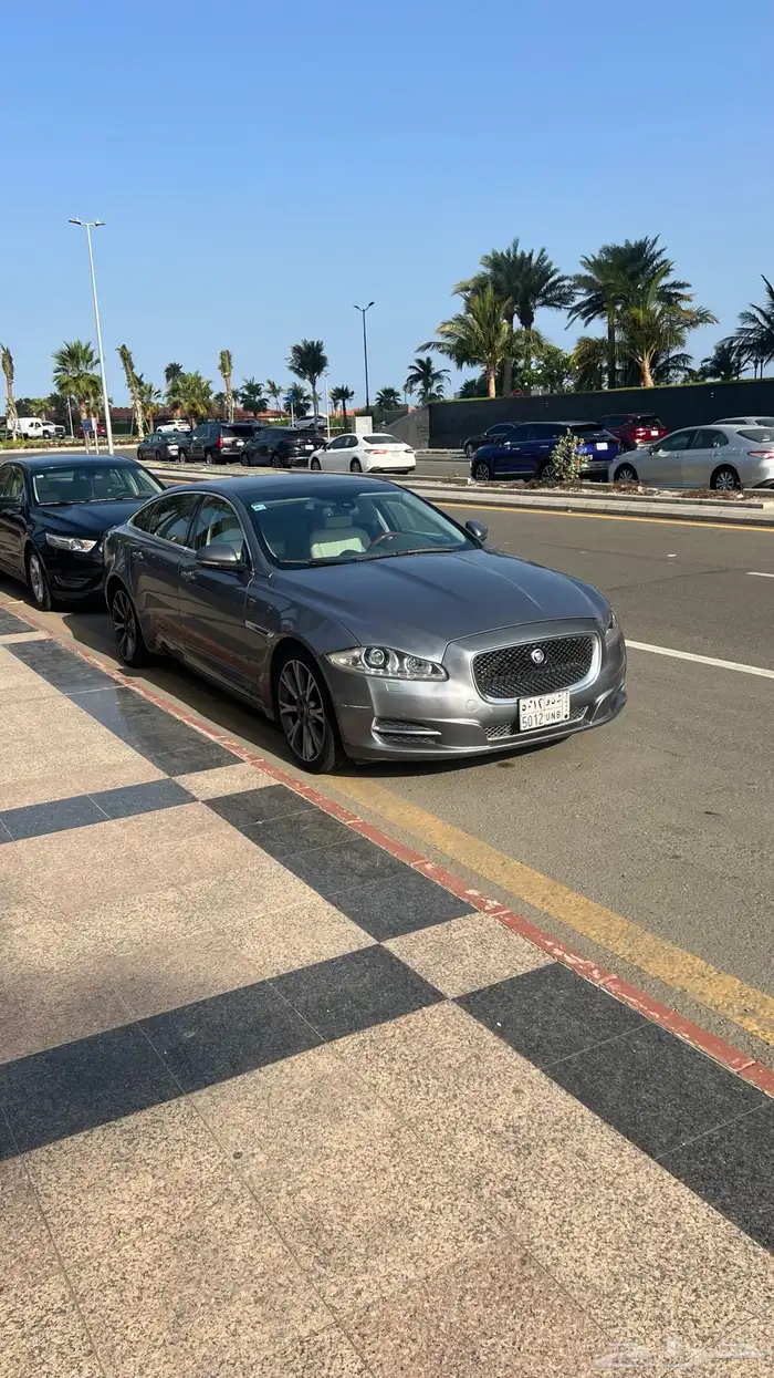 جاكور XJL 2012 8