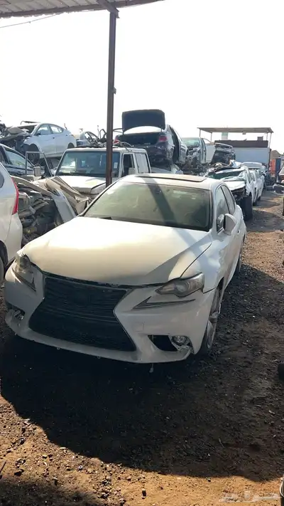 تشليح قطع غيار لكزس Rx350 2012 مصدوم 23