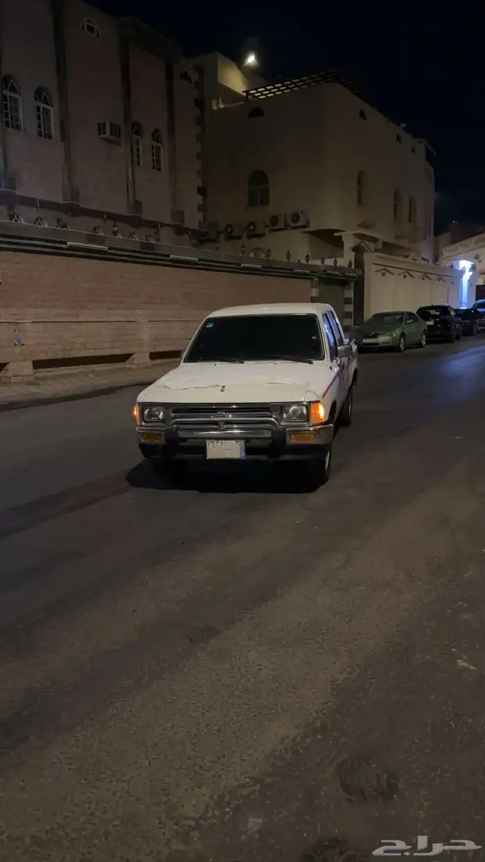 هايلكس 1995 مخزن 3