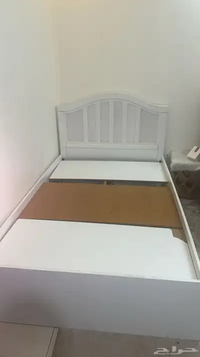 سرير للبيع 1