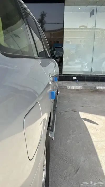 تويوتا لاند كروزر 1