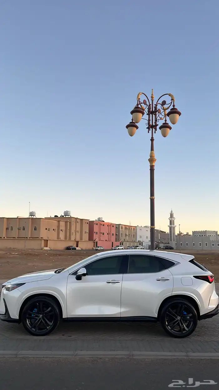 لكزس NX 350 للبيع 9
